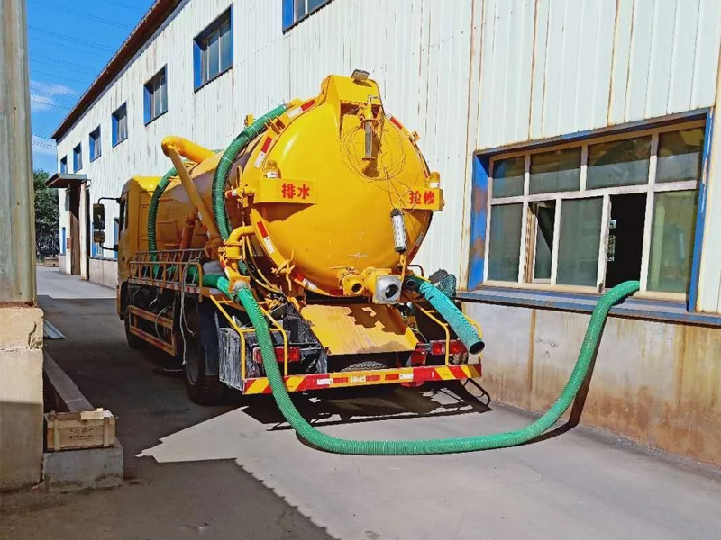 古柏厂区化粪池清理